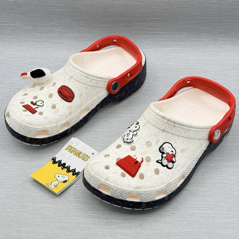 Crocs Peanuts Snoopy Women's 8 Classic Clogs Limited Edition